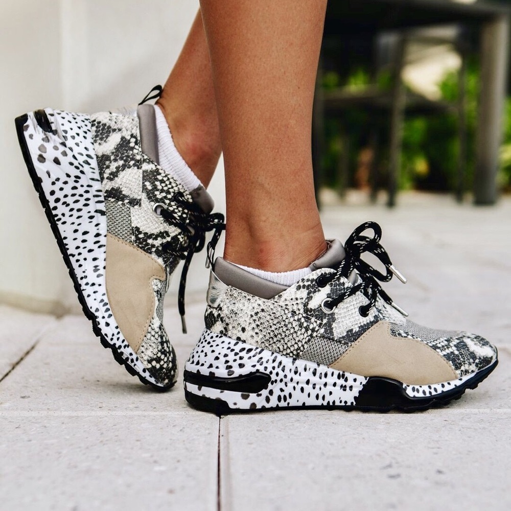 Steve Madden sneakers